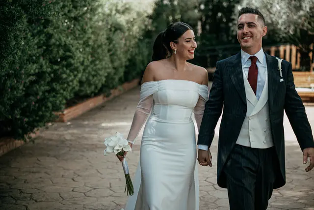 Boda de Yoanna y Héctor en El Mas de Anna, Alginet salida ceremonia