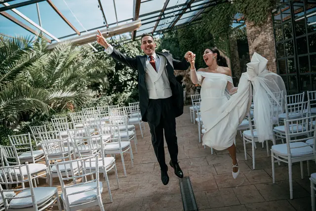 Boda de Yoanna y Héctor en El Mas de Anna, Alginet divertidas sesion pareja