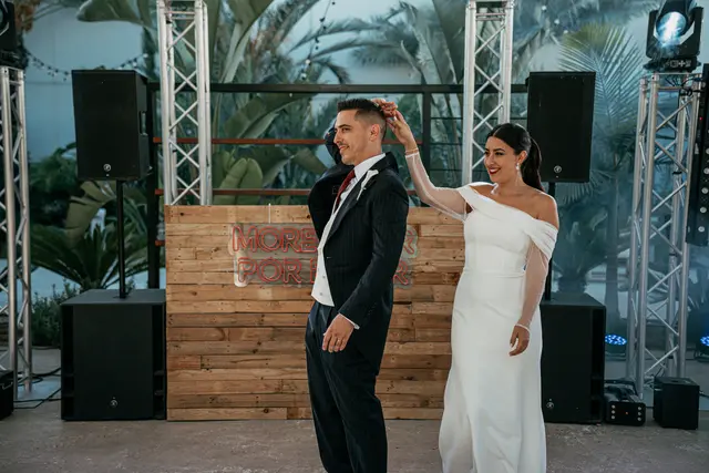Boda de Yoanna y Héctor en El Mas de Anna, Alginet baile nupcial