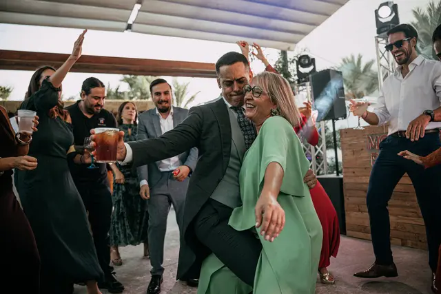 Boda de Yoanna y Héctor en El Mas de Anna, Alginet fiesta