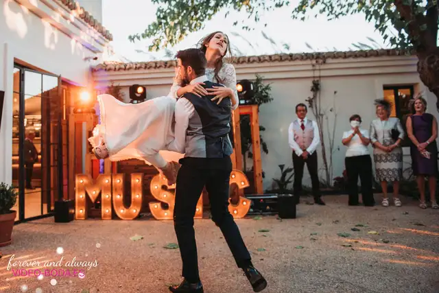 alba emilio boda el telar