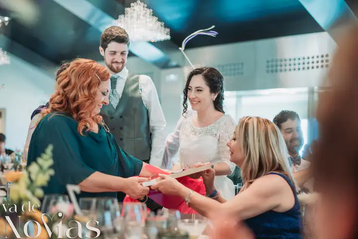 boda hotel las arena angela sergio banquete emotivas