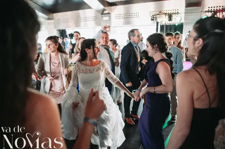 boda hotel las arena angela sergio fiesta