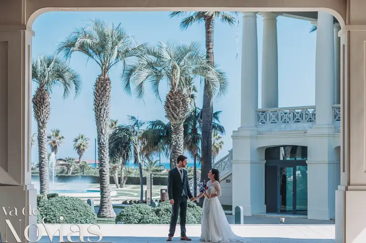 boda hotel las arena angela sergio portada sesion pareja