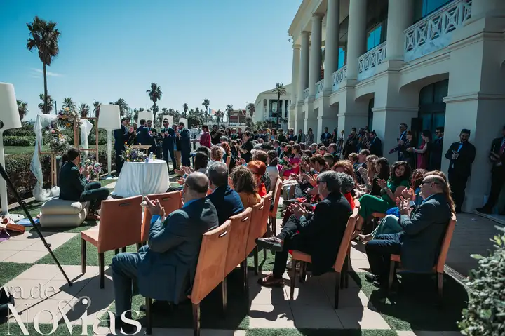 boda hotel las arena angela sergio ceremonia portada