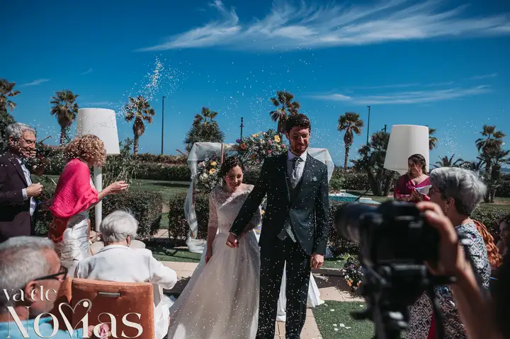 boda hotel las arena angela sergio Salida / Entrada