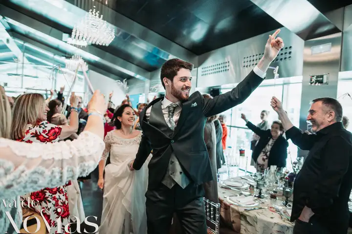 boda hotel las arena angela sergio Salida / Entrada banquete