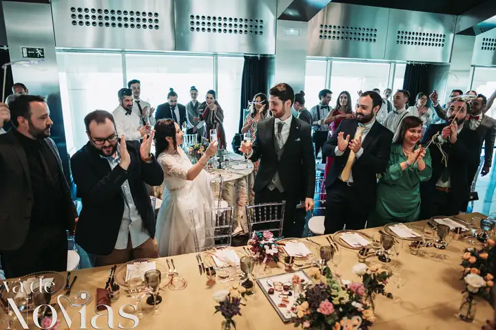 boda hotel las arena angela sergio banquete