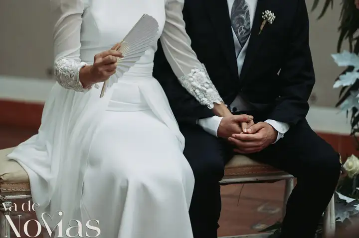 boda civil cartuja ara christi ximo blanca ceremonia detalles