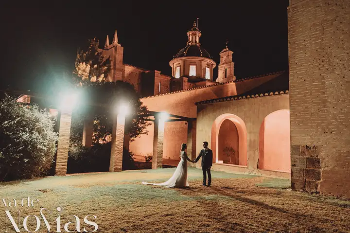boda civil cartuja ara christi ximo blanca portada sesion pareja