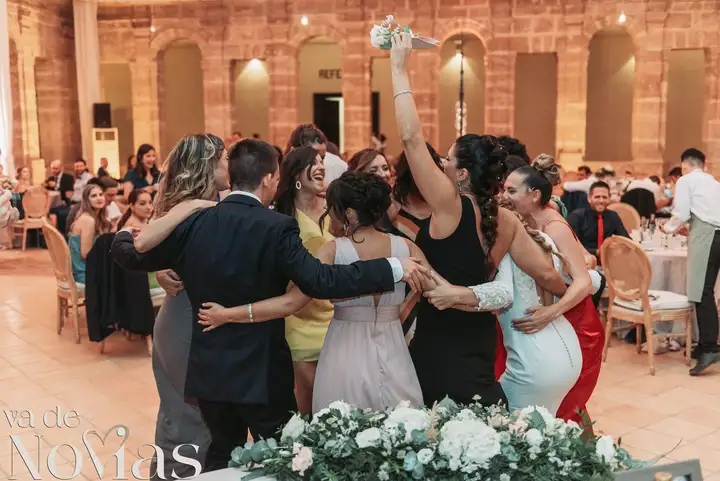 boda civil cartuja ara christi ximo blanca banquete