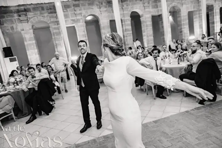 boda civil cartuja ara christi ximo blanca baile nupcial portada