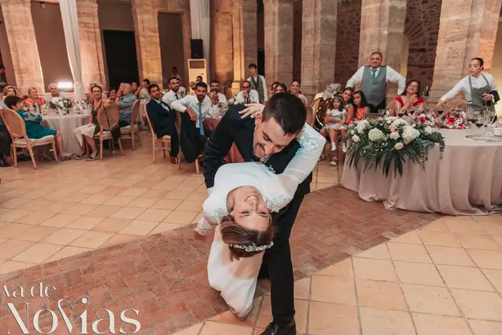 boda civil cartuja ara christi ximo blanca baile nupcial
