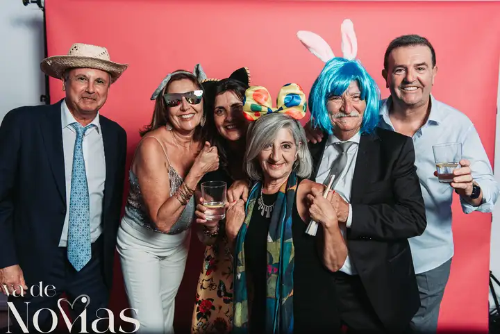 boda civil cartuja ara christi ximo blanca photocall