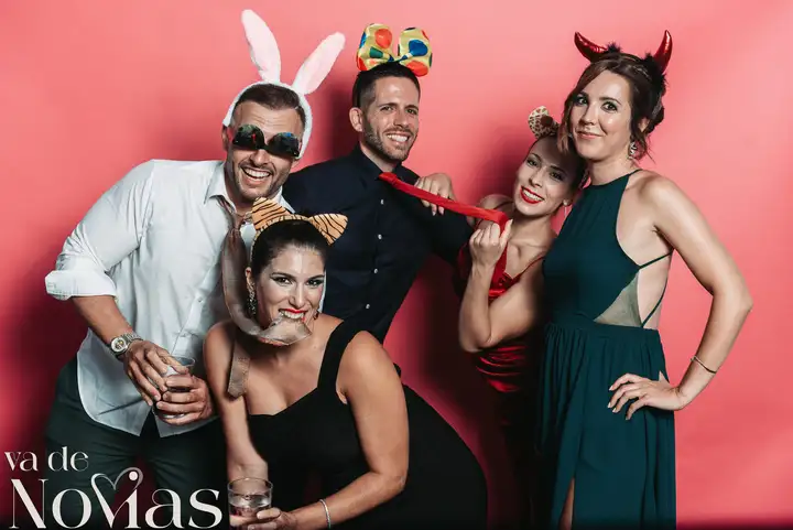 boda civil cartuja ara christi ximo blanca photocall