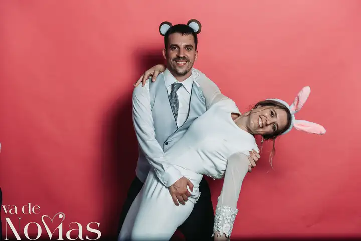boda civil cartuja ara christi ximo blanca photocall portada