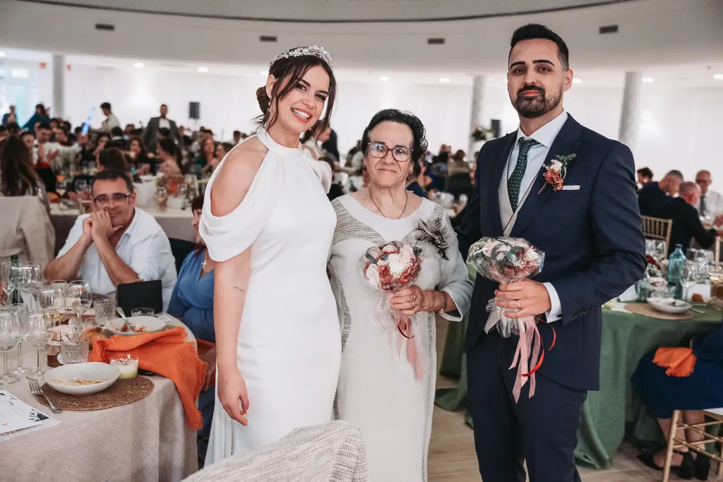 uuuuuuuuuuuuuuuuuuuubuuyodua Siuguuulou uXXI uguruupo rex angels Ericur banquete