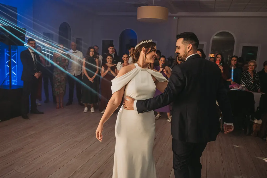 uuuuuuuuuuuuuuuuuuuubuuyodua Siuguuulou uXXI uguruupo rex angels Ericur baile nupcial