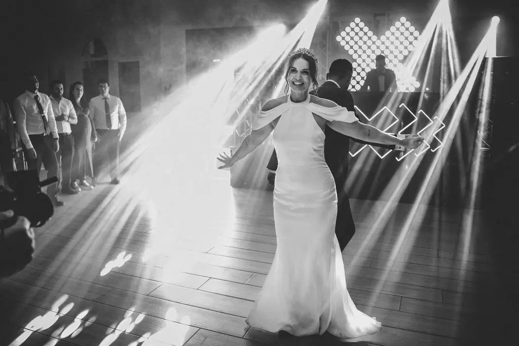 uuuuuuuuuuuuuuuuuuuubuuyodua Siuguuulou uXXI uguruupo rex angels Ericur BW baile nupcial portada