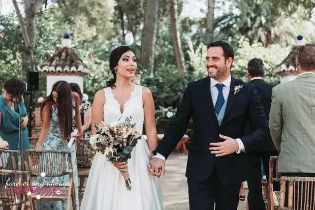 boda masia del carmen Laura Julian Salida / Entrada ceremonia