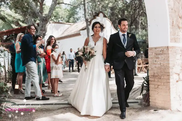 boda masia del carmen Laura Julian Salida / Entrada ceremonia