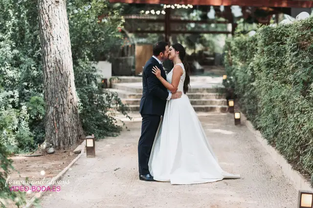 boda masia del carmen Laura Julian sesion pareja