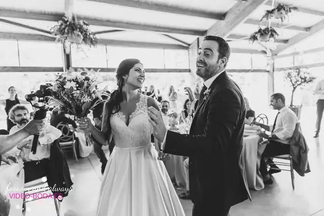 boda masia del carmen Laura Julian BW banquete