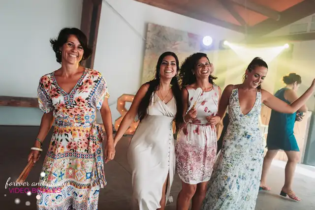 boda masia del carmen Laura Julian fiesta photocall