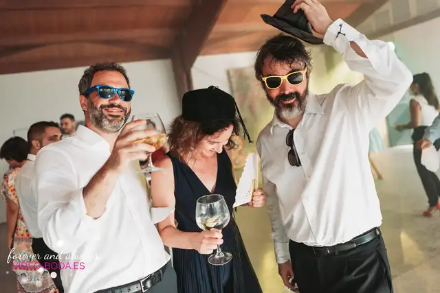 boda masia del carmen Laura Julian fiesta photocall