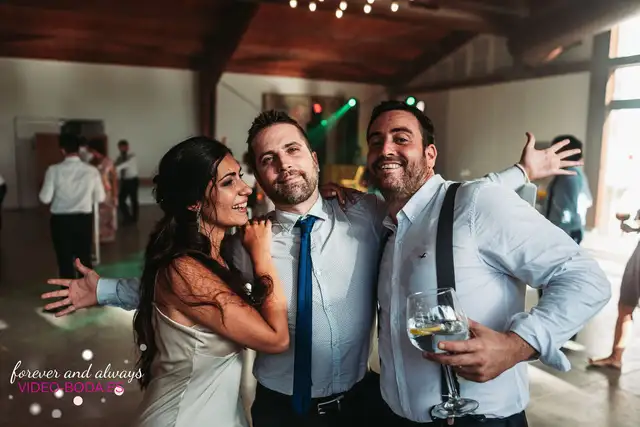 boda masia del carmen Laura Julian fiesta photocall