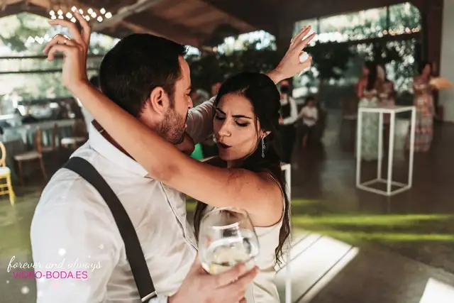 boda masia del carmen Laura Julian fiesta photocall