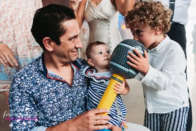 boda masia del carmen Laura Julian fiesta photocall