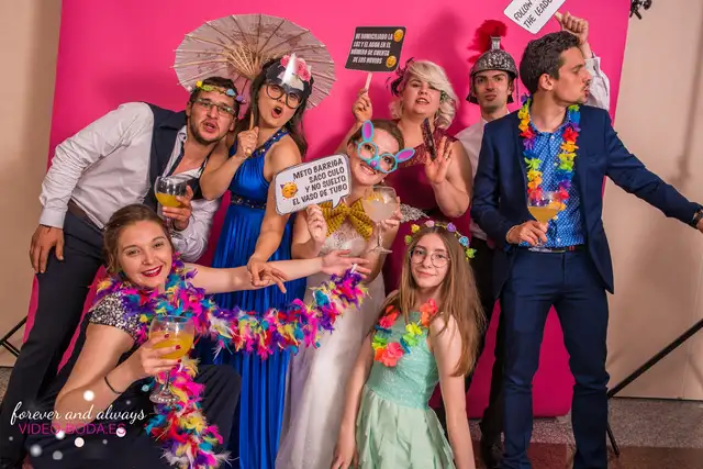 reportaje de boda san patricio photocall