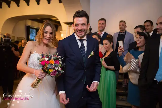 salida de los novios