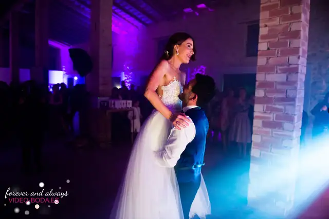 fotos novios bailando