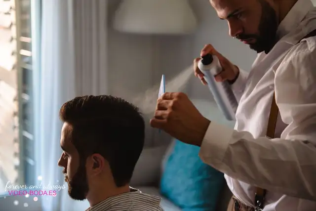 peinando al novio los honorables