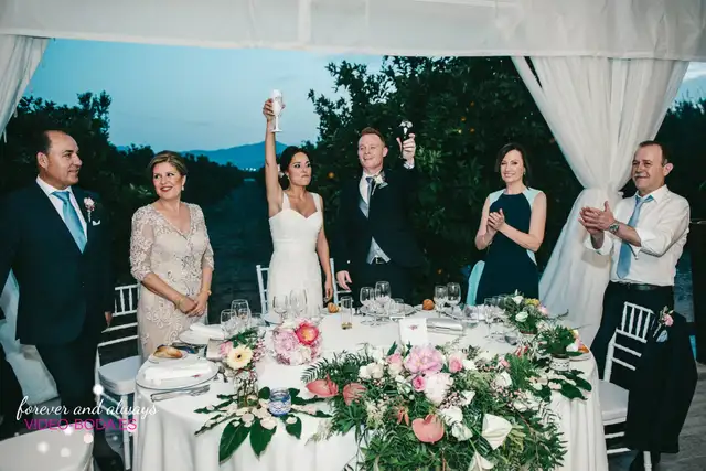 fotografía boda brindis