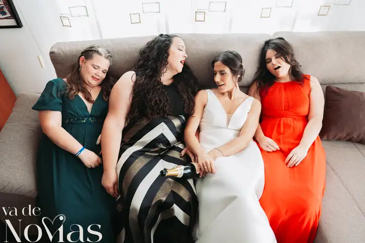boda vallesa mandor idaira jose luis divertidas grupales portada preparativos