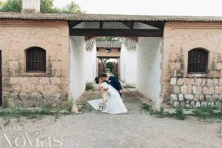 boda vallesa mandor idaira jose luis portada sesion pareja