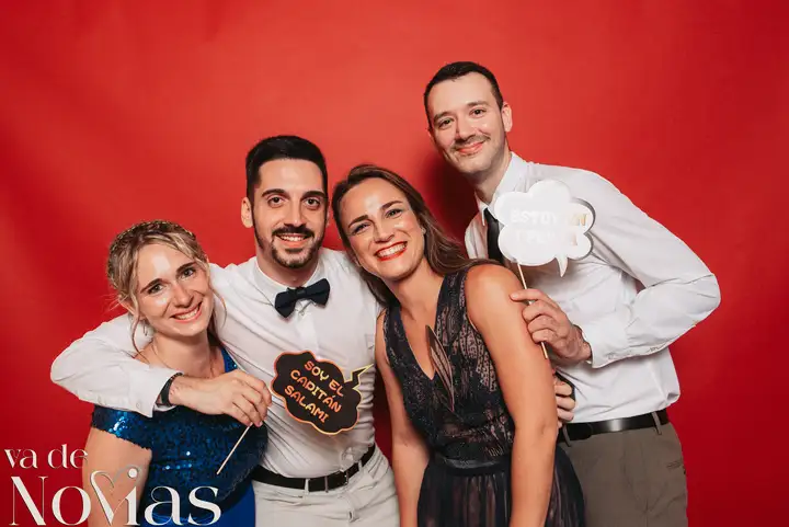 boda vallesa mandor idaira jose luis photocall