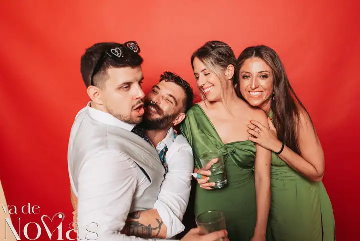 boda vallesa mandor idaira jose luis photocall