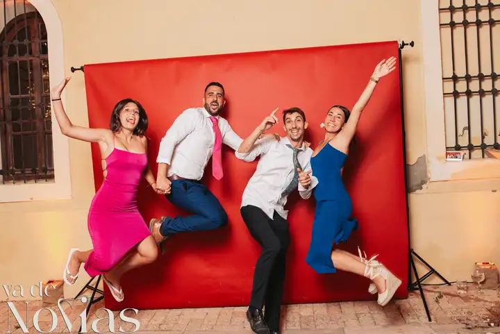 boda vallesa mandor idaira jose luis photocall portada
