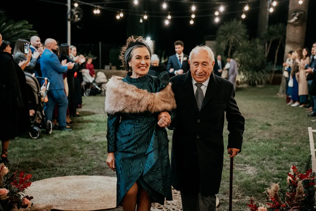 reportaje boda Itziar Carlos Ca pareja Salida Entrada nupcial