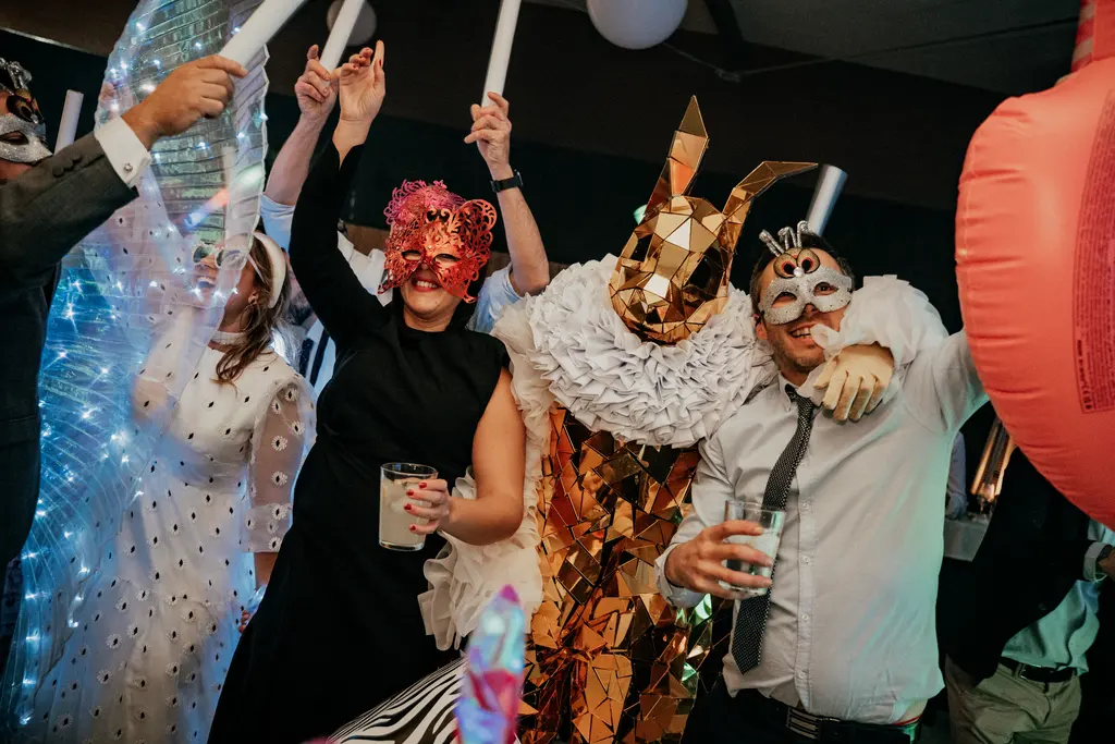 reportaje boda Itziar Carlos Ca pareja fiesta