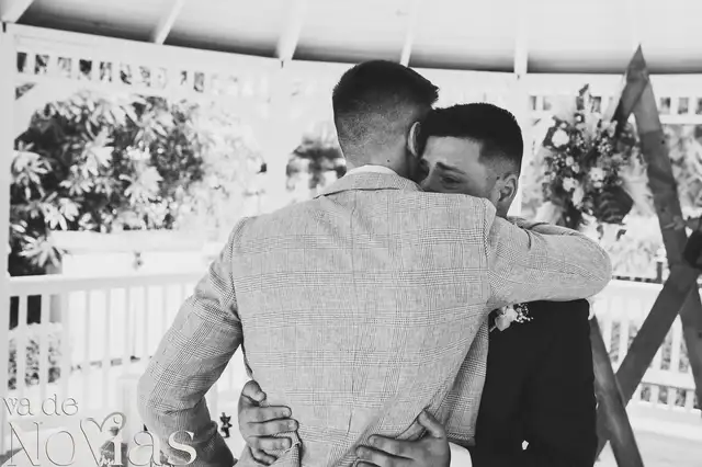 uuuuuuuuuuubuoda jaruudinesu uuuuuuuuuuluuuuau haucienuuuuuda Kuauuren u jose BW ceremonia emotivas portada