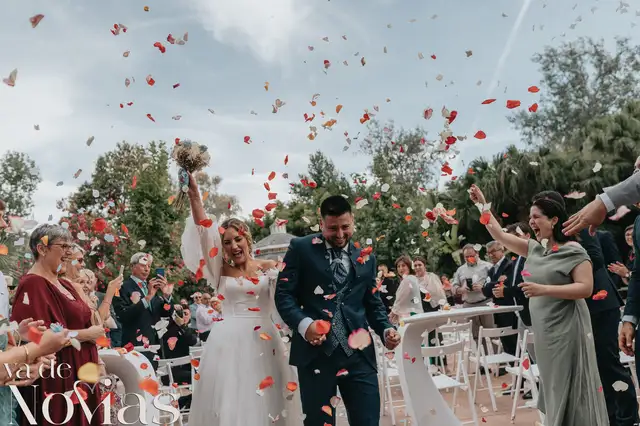 uuuuuuuuuuubuoda jaruudinesu uuuuuuuuuuluuuuau haucienuuuuuda Kuauuren u jose Salida / Entrada portada