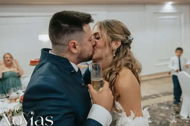 uuuuuuuuuuubuoda jaruudinesu uuuuuuuuuuluuuuau haucienuuuuuda Kuauuren u jose banquete