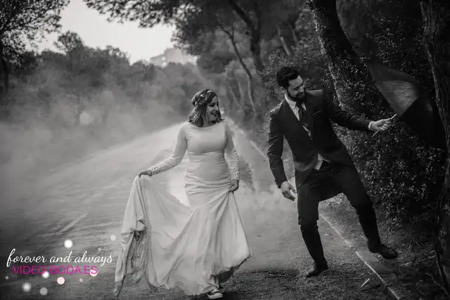 post boda novios humo