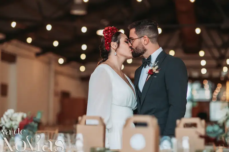 boda masia niñerola maria cristian portada sesion pareja
