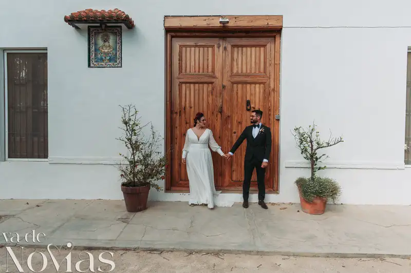 boda masia niñerola maria cristian portada sesion pareja